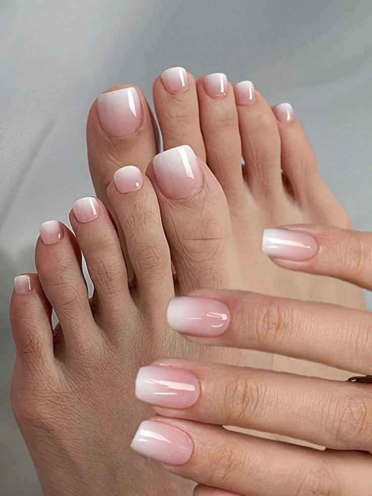 Manicure & Pedicure